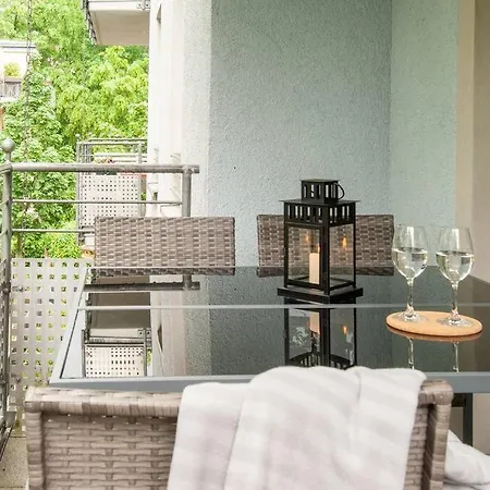 Wohnglueck Mit Balkon Im Preussischen Viertel 德累斯顿