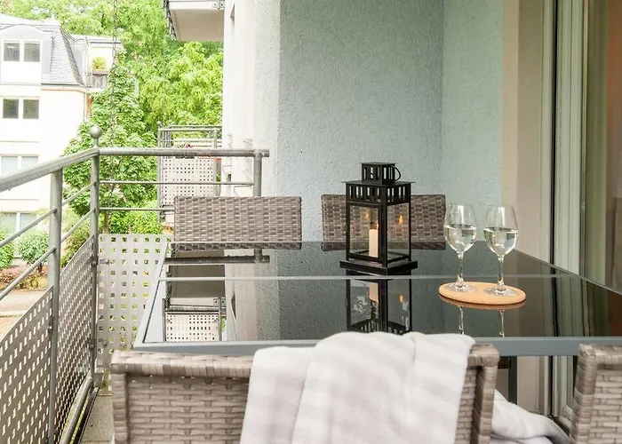 Wohnglueck Mit Balkon Im Preussischen Viertel Dresden